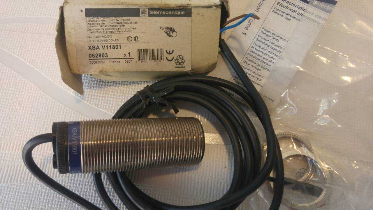 Индуктивни датч schneider electric telemecanique XSAV11801 и XSAV11373