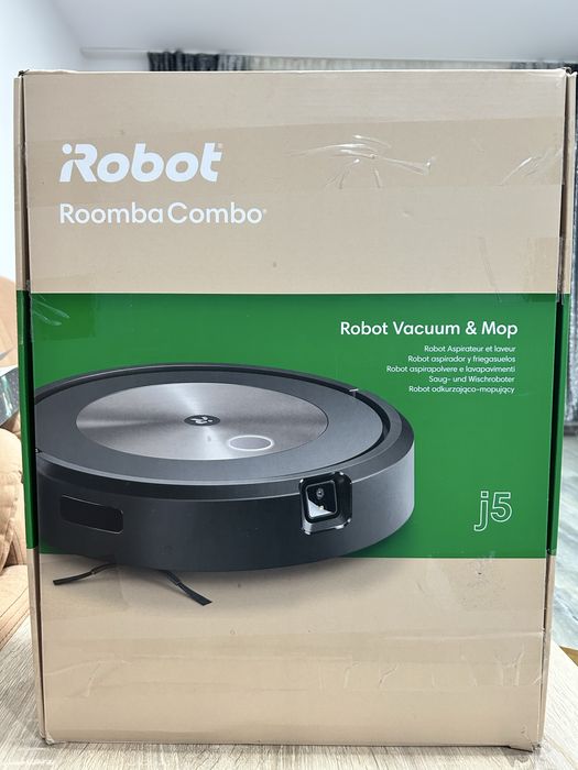 Robot de aspirare cu mop