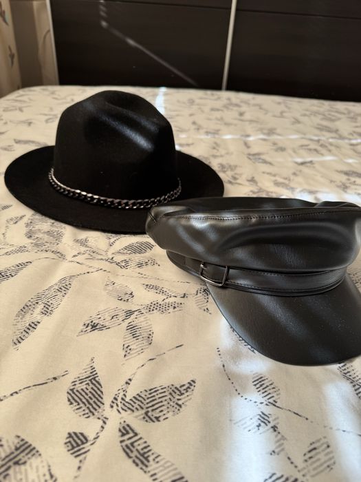 Шапки Reserved и Stradivarius