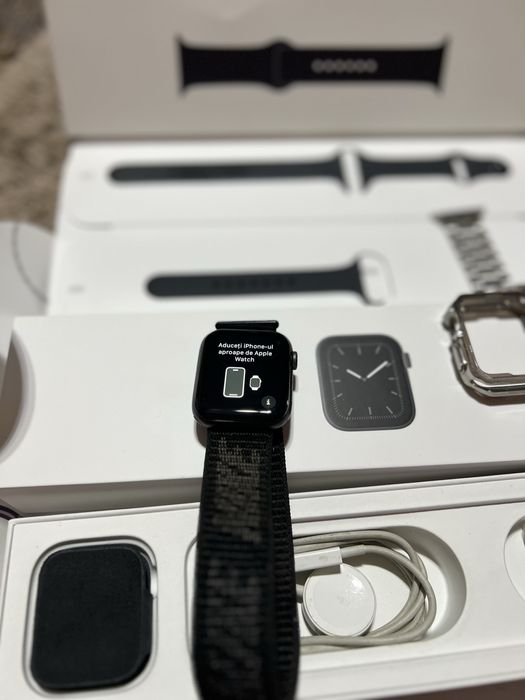 Apple watch series 5 44 mm ful box