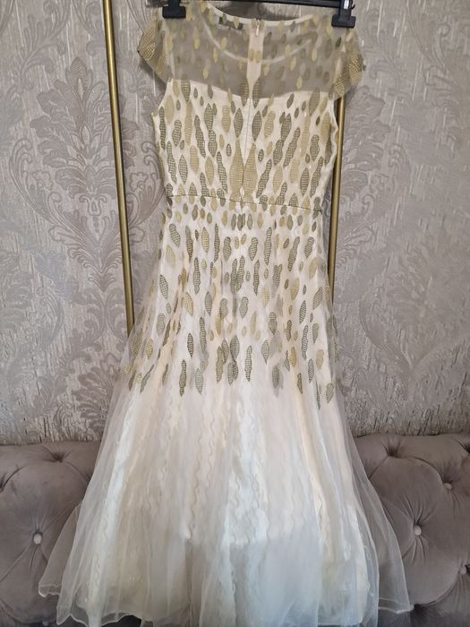 Rochie valentino din Dantela cu jupa S