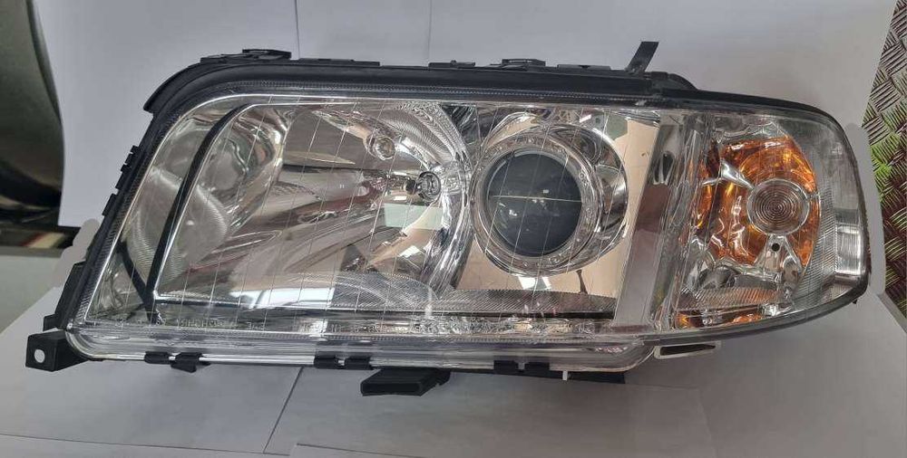 Фарове НОВИ Оригинал XENON Audi A8 S8 D2 Facelift