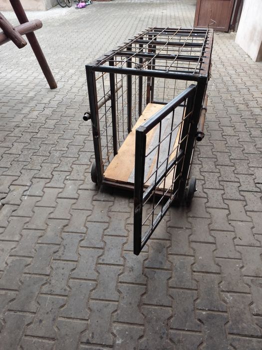 Ladă  de transport porci