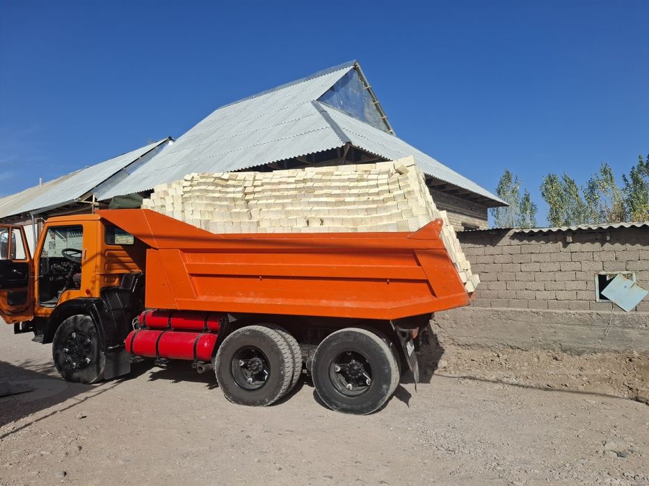 Keramika pishgan gʻisht