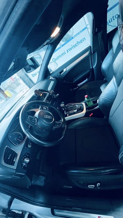 Audi  A4  Avant B8.S-Line 2.0 TDI. 177 CP . Cutie Automata