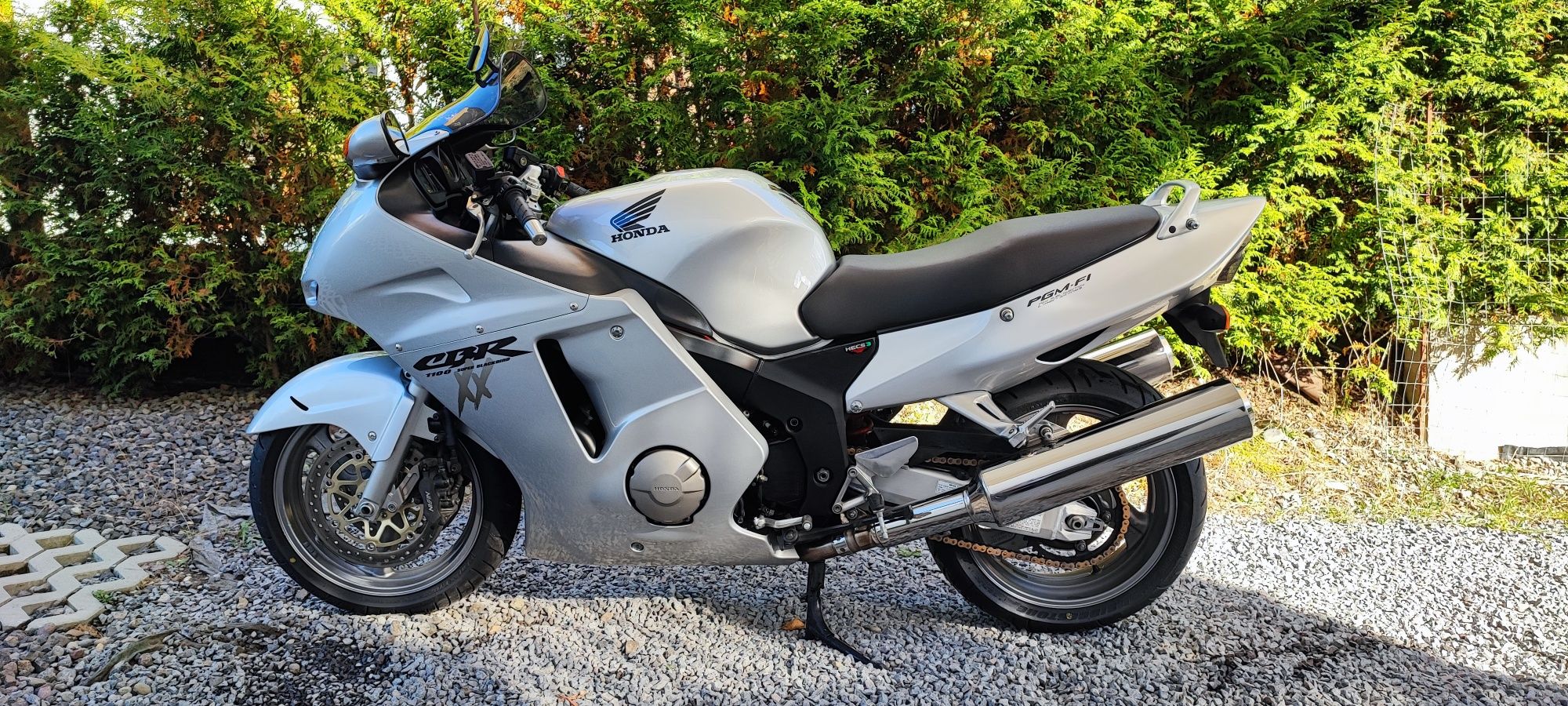 Honda Cbr 1100 XX Super Blackbird sport touring