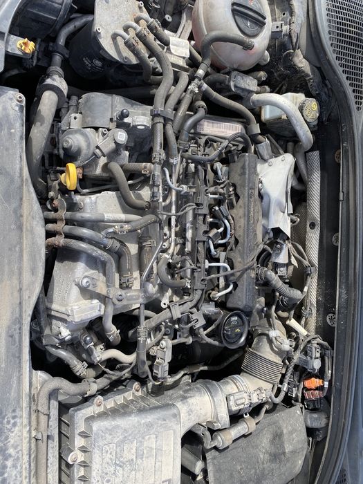Motor skoda seat vw 1.6 tdi  clh clha clhb