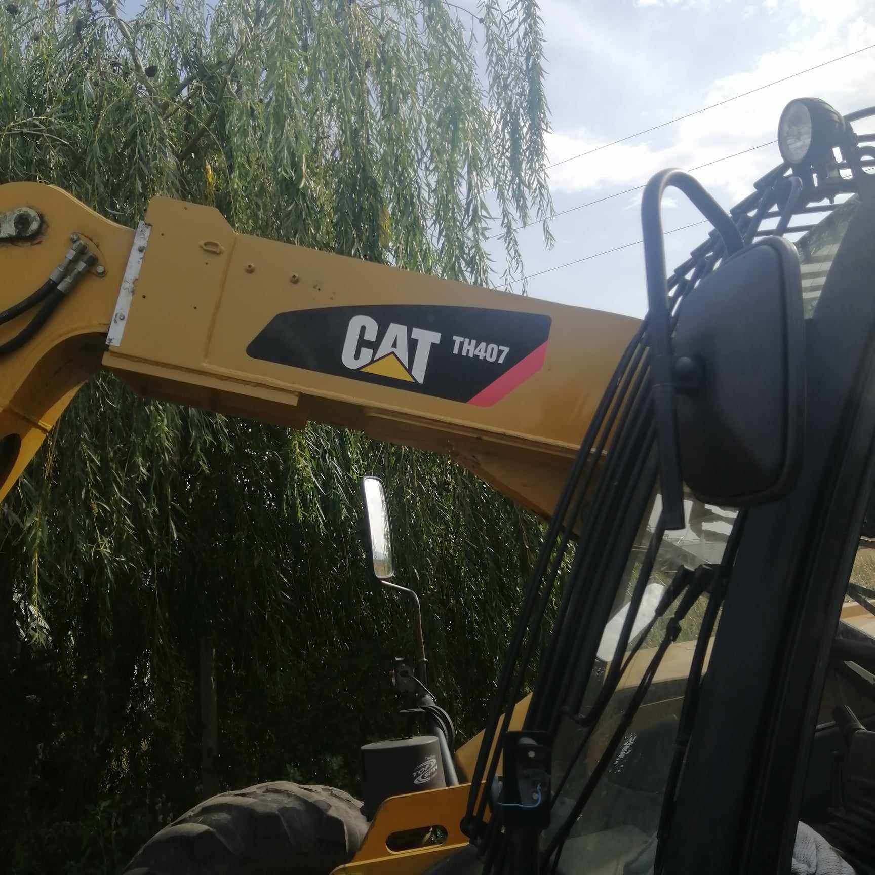 Caterpillar 407 TH