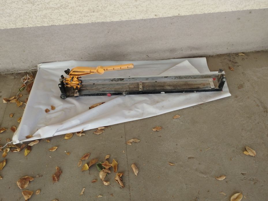 Плитка резз сотилоди