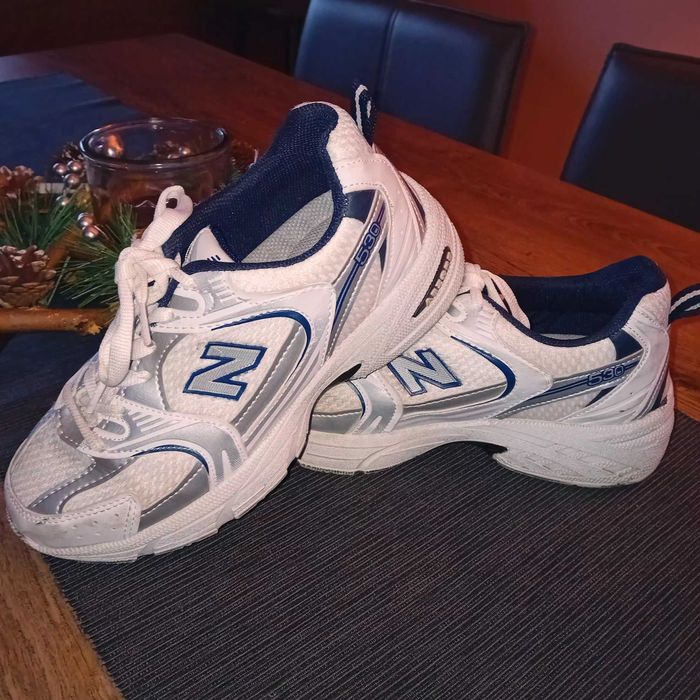 New Balance  маратонки