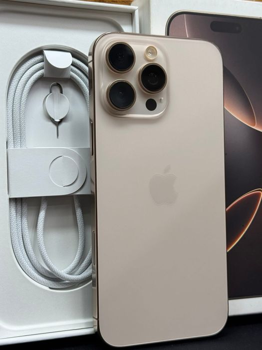 iPhone 16 PRO MAX cu 100 % Viata Bateriei