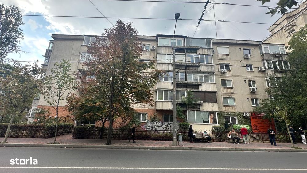 BD.DECEBAL - CENTRAL, Apartament cu 3 camere decomandate - 90 mp