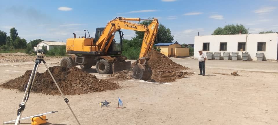 Ekskavator Hyundai 1400