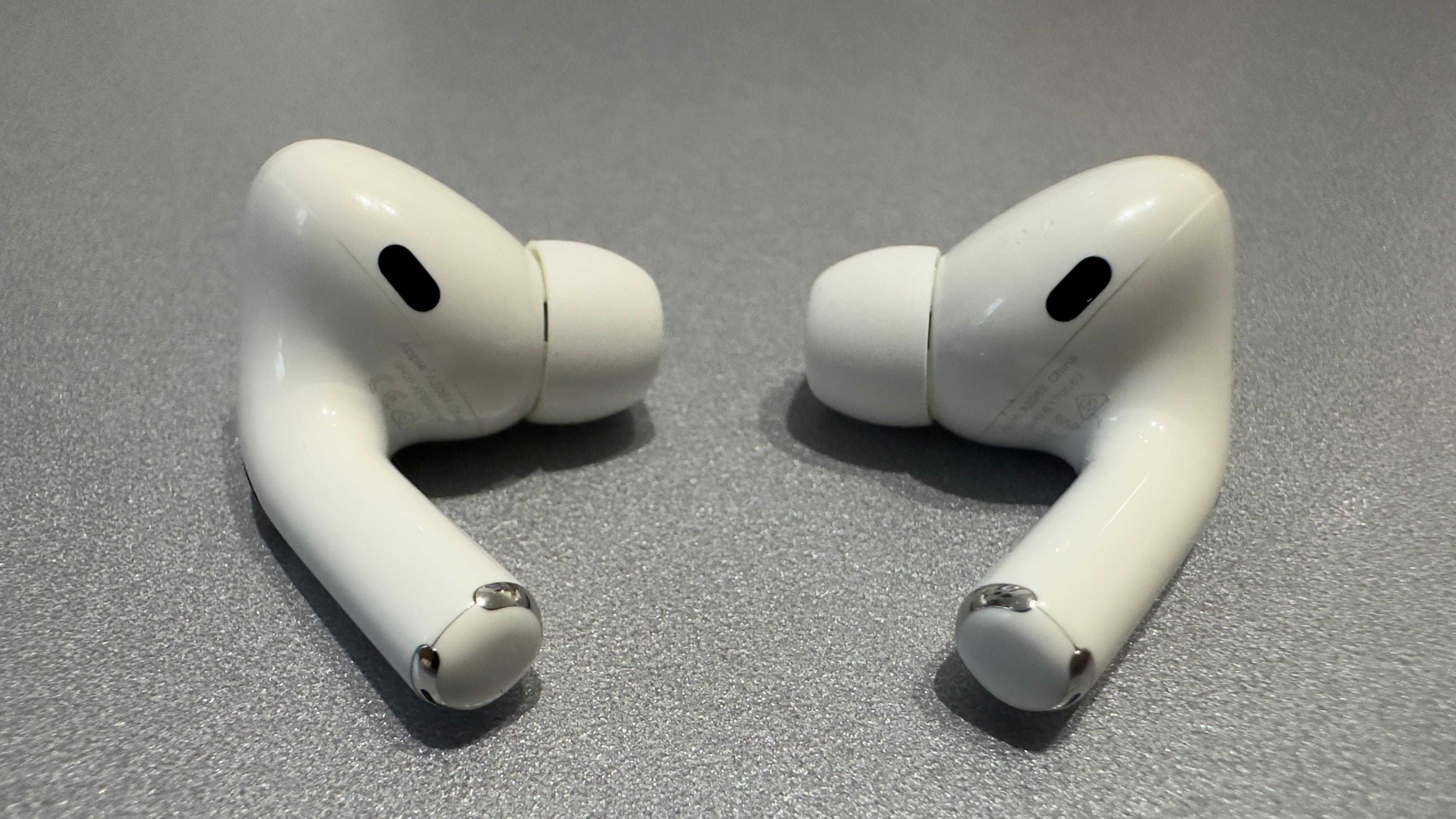 Casti Airpods Pro