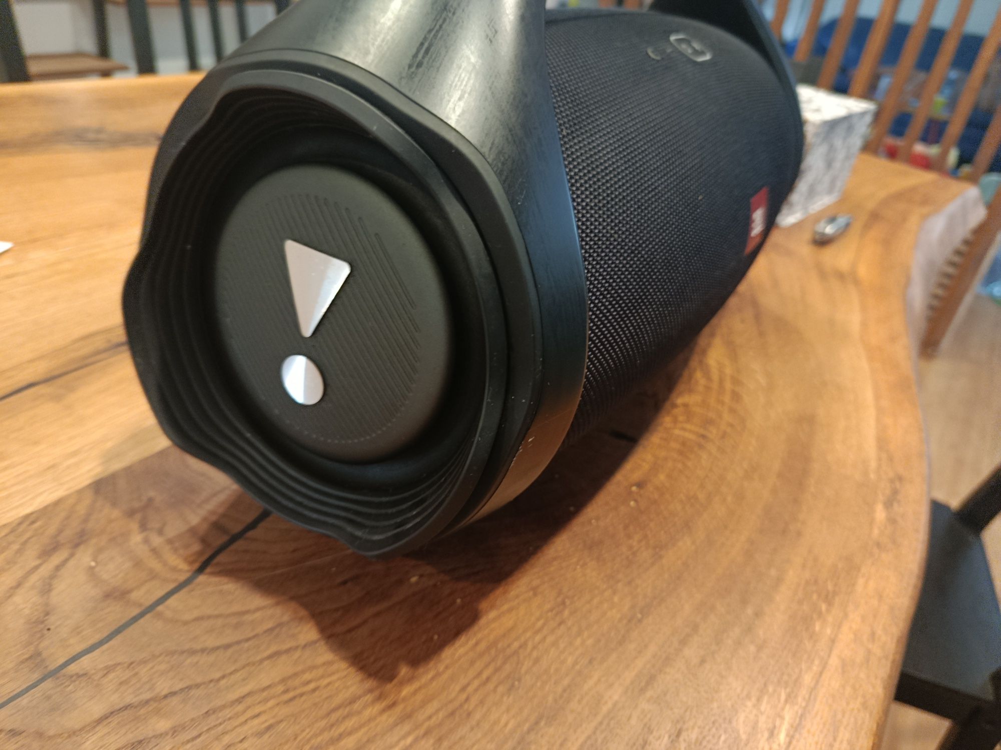Jbl Boombox 2 in stare perfecta.