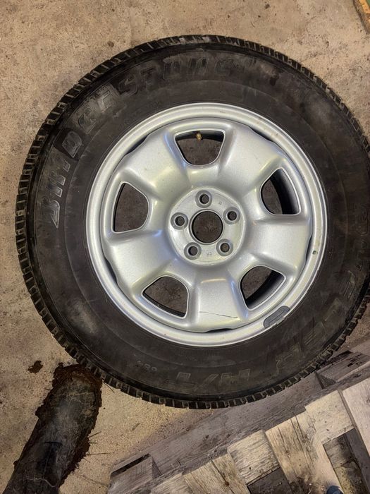 Резервна гума с джанта 15”