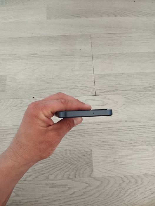 A25 5G 6/128GB ideal xolatda!