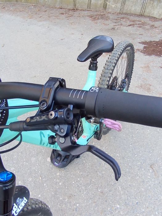 Vând Canyon torque al6