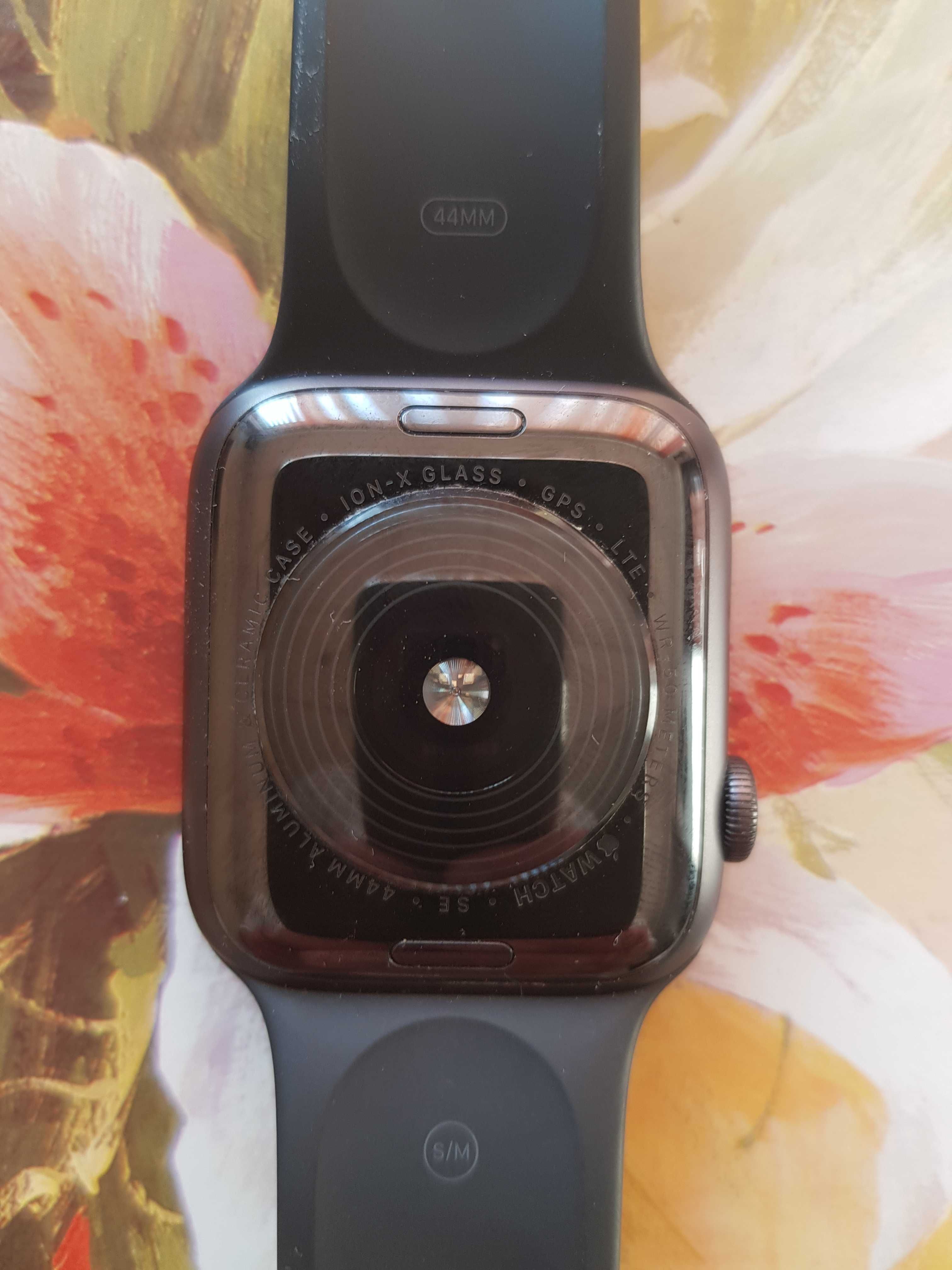 Apple Watch SE 44mm