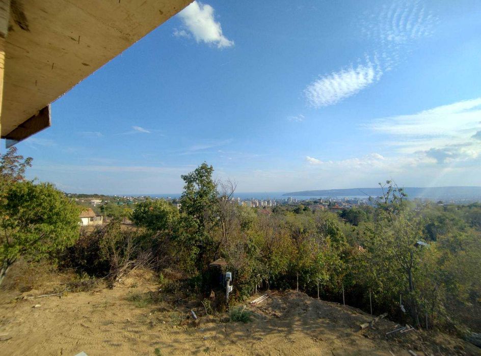 БЕЗ КОМИСИОНА къща 190 м²с нескриваема панорама над Военна Болница
