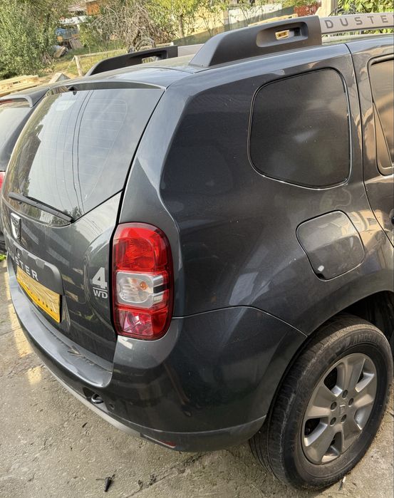 Duster DCI    4x4 , pentru dezmembrari