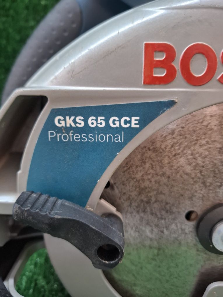 Циркуляр 190 мм Bosch GKS 65 GCE с регулаж на оборотите