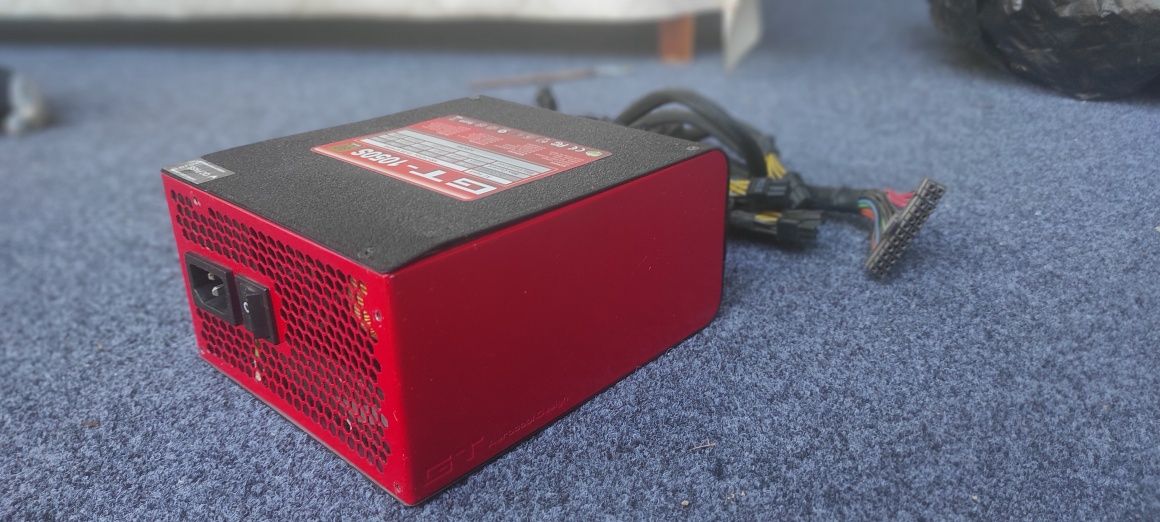 Блок питания AeroCool GT-1050S 1050W