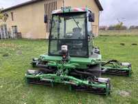 Tractoras gazon John Deere 1905 tactoras golf 2010 roberine