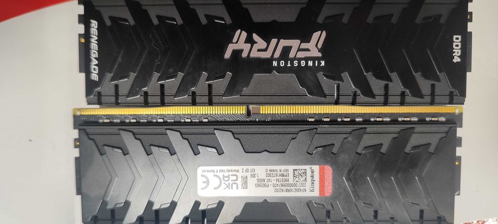 Памет Kingston FURY Renegade 32GB 2x16GB