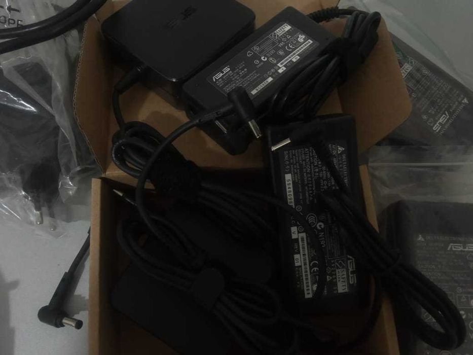 фирменные оригинальные зарядка на ноутбук для ASUS