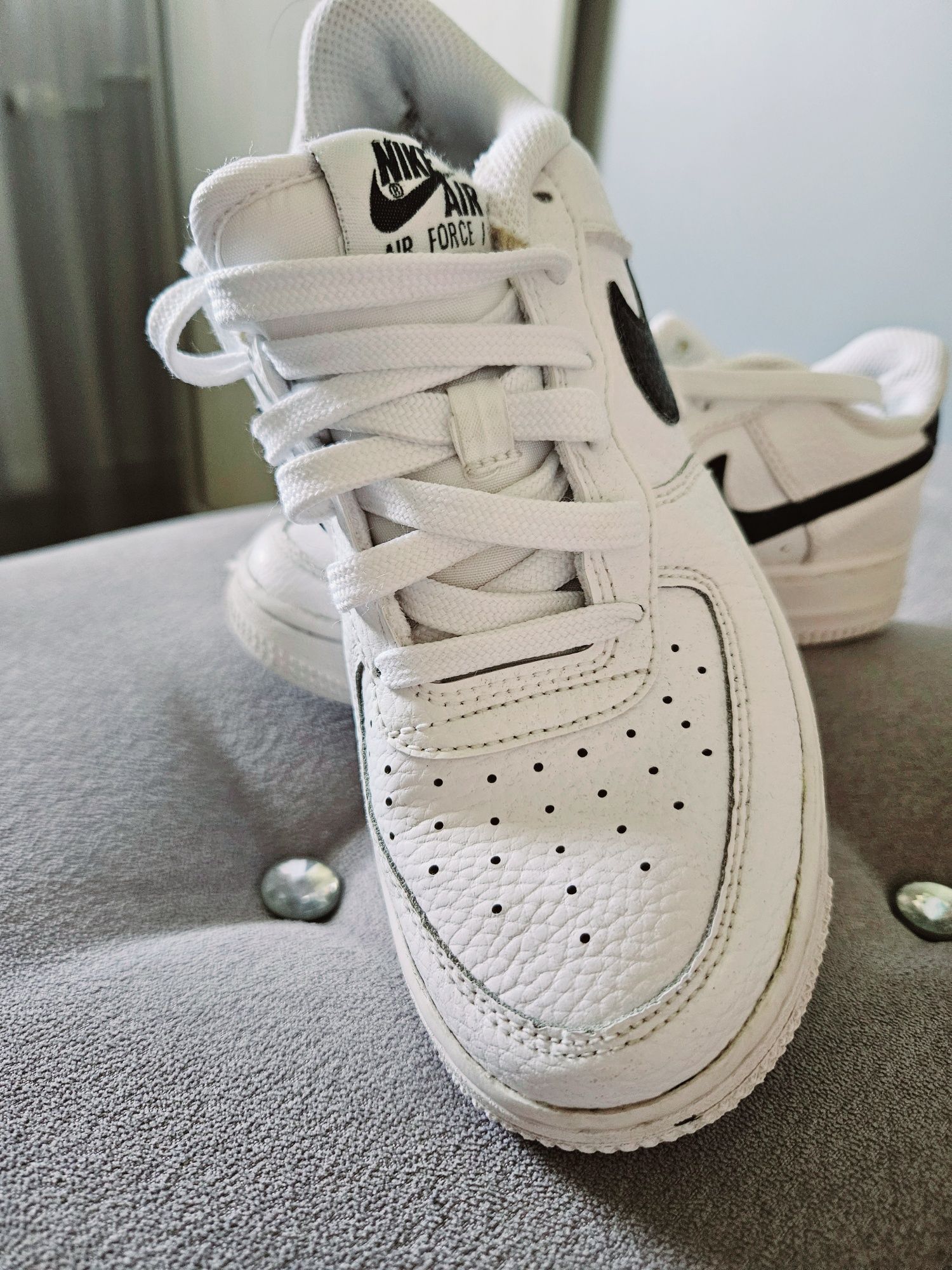 Adidasi NIKE Force1