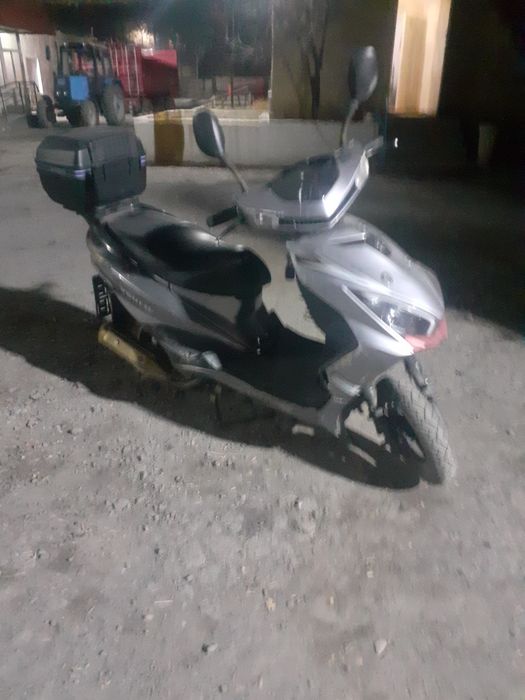 Продамь Мопед м10