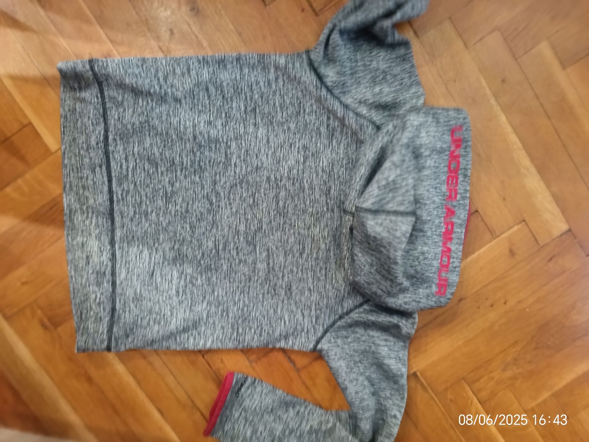 Блуза на under armour