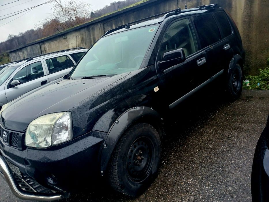 Vând Nissan X-Trail