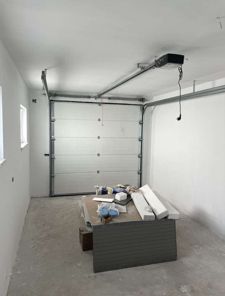 Vând casă individuală 4 camere, 185 utili cu CF