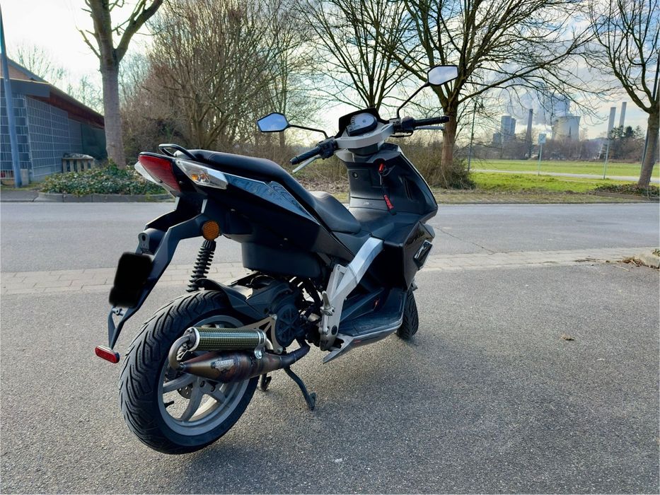 Scuter Derbi gp1