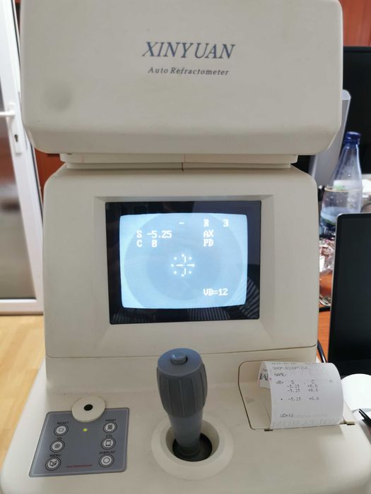 Dioptron_Autorefractometru