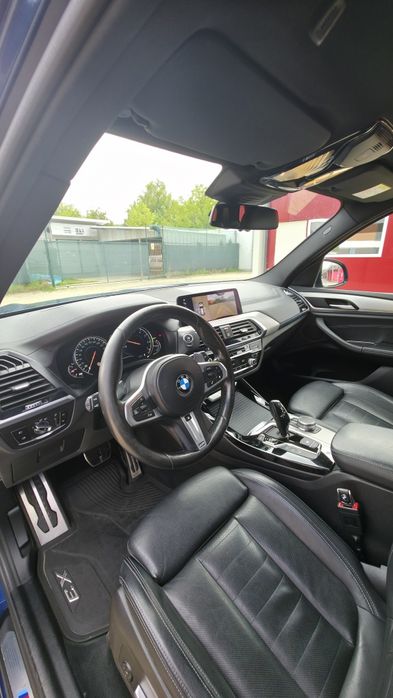 BMW X3 xDrive30i AT