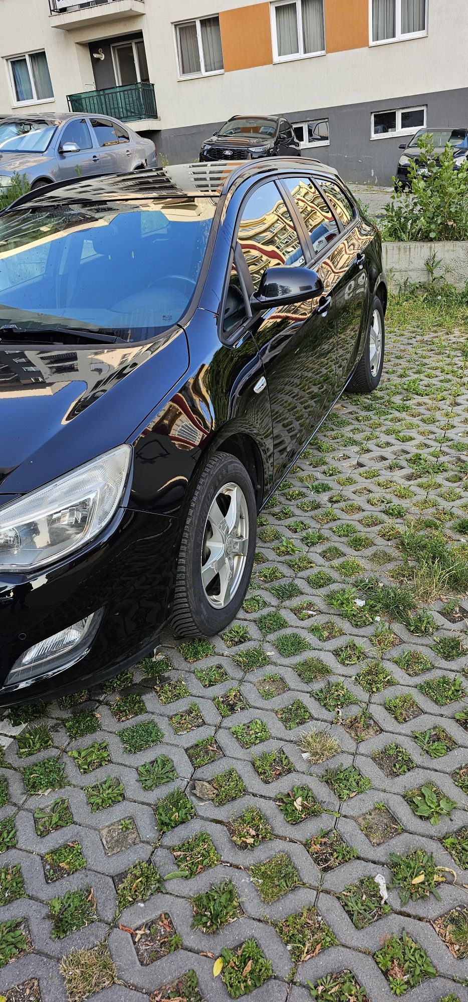 Vand Opel Astra J Sports Tourer 2011
