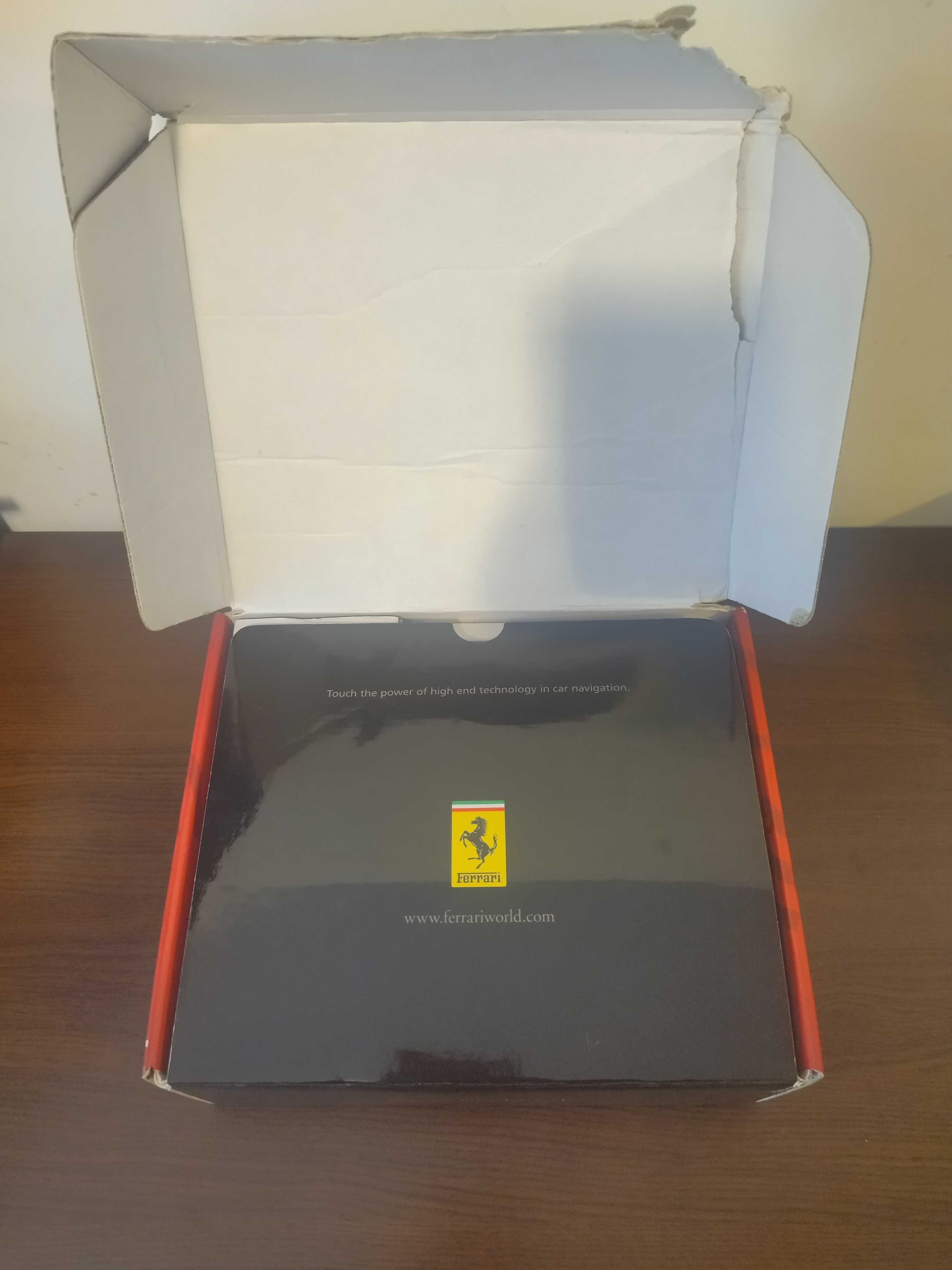 Продавам навиагиця Becker Ferrari
