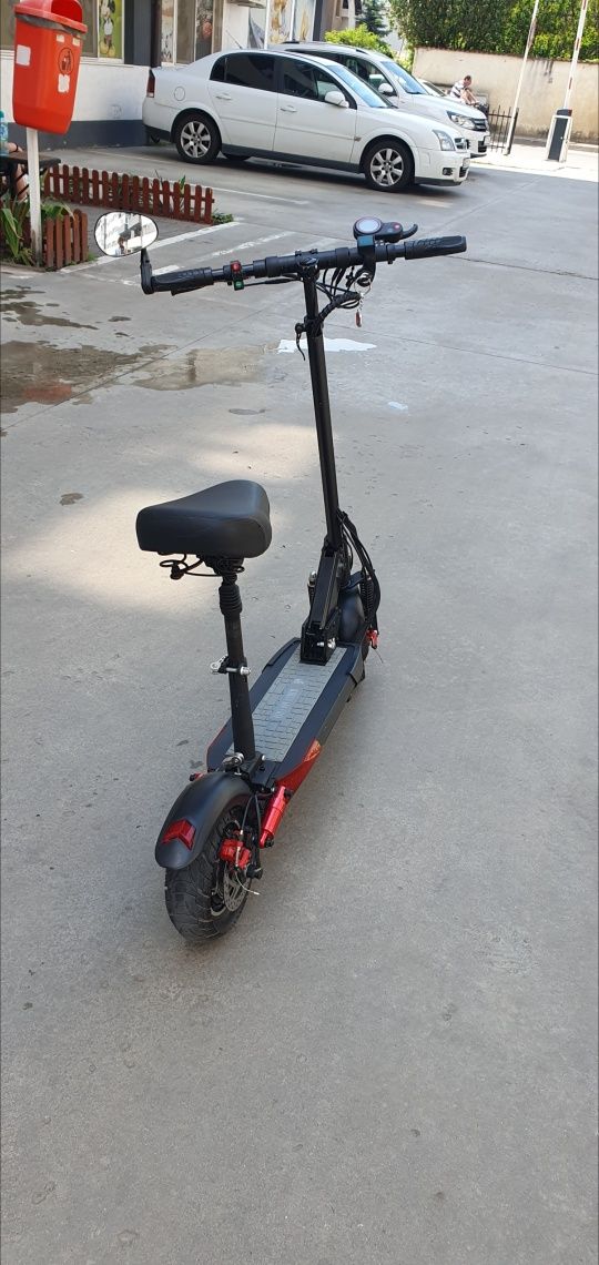 Trotineta electrica kugoo kirin m4 pro