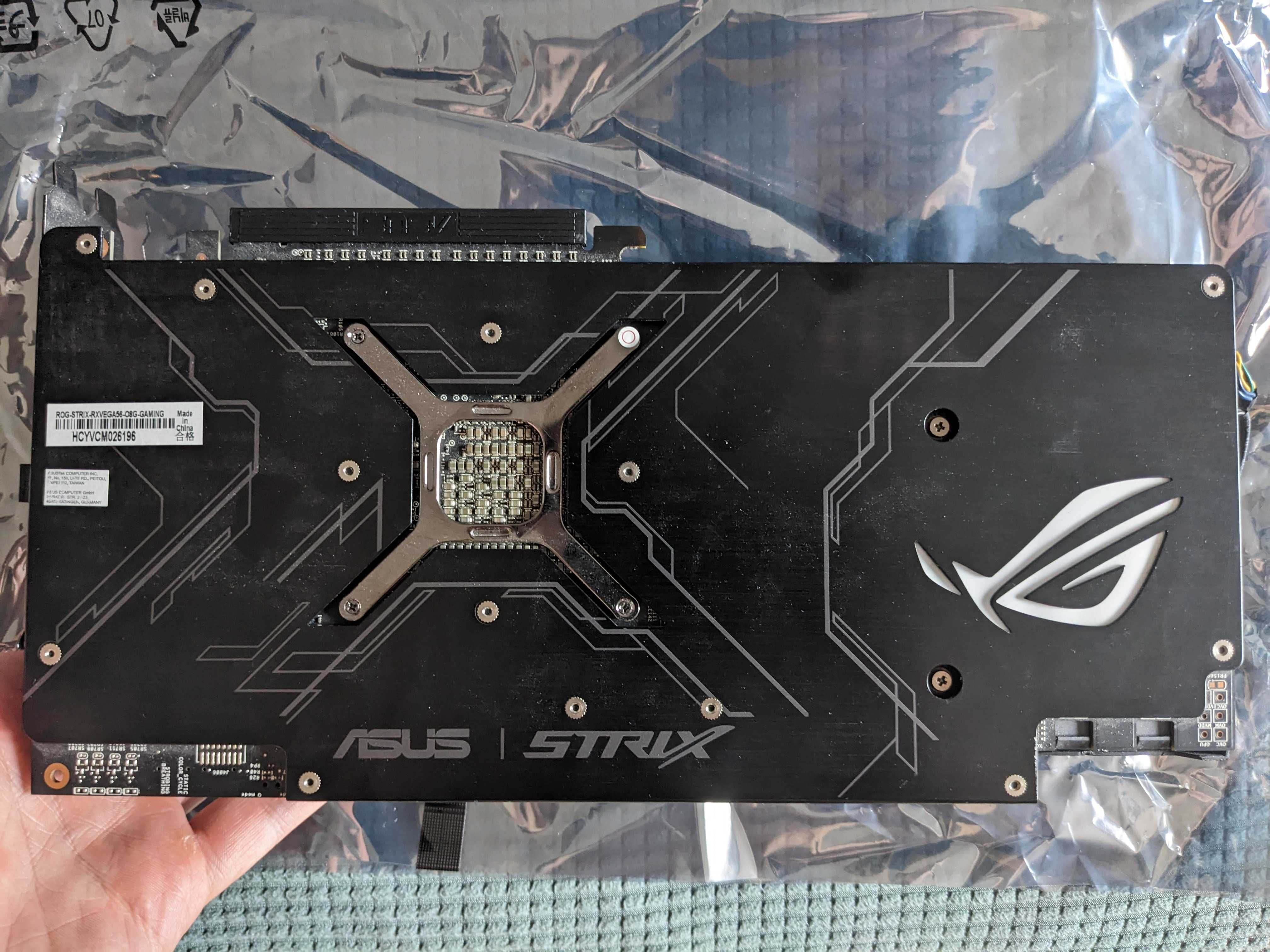 Видеокарта Asus ROG Strix Radeon Vega 56 8GB