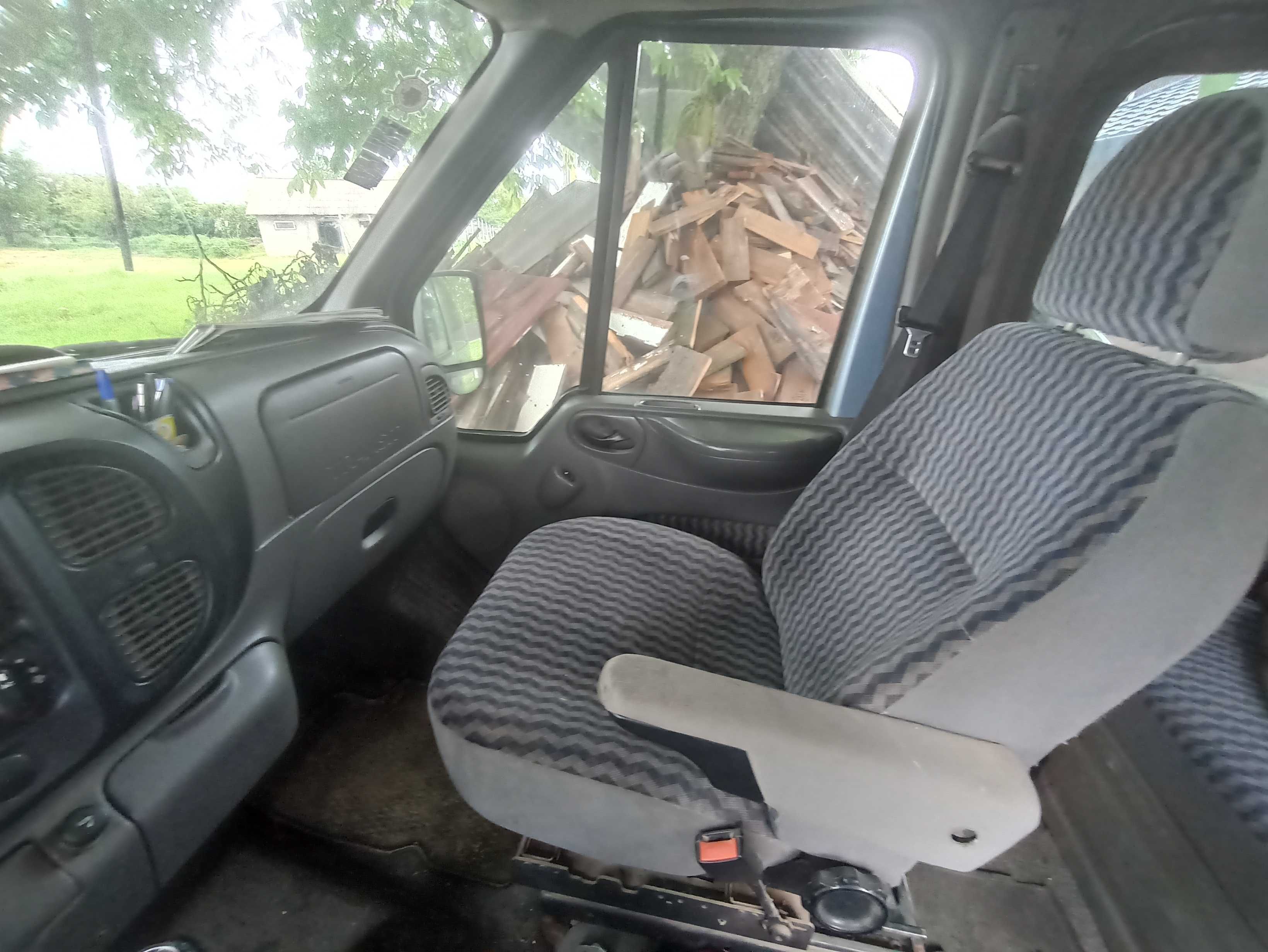 Se vinde Ford Transit 1.9TDI