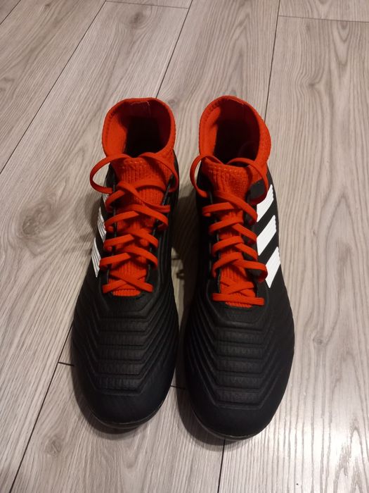 Vand Gete Fotbal Adidas Predator BB7747
