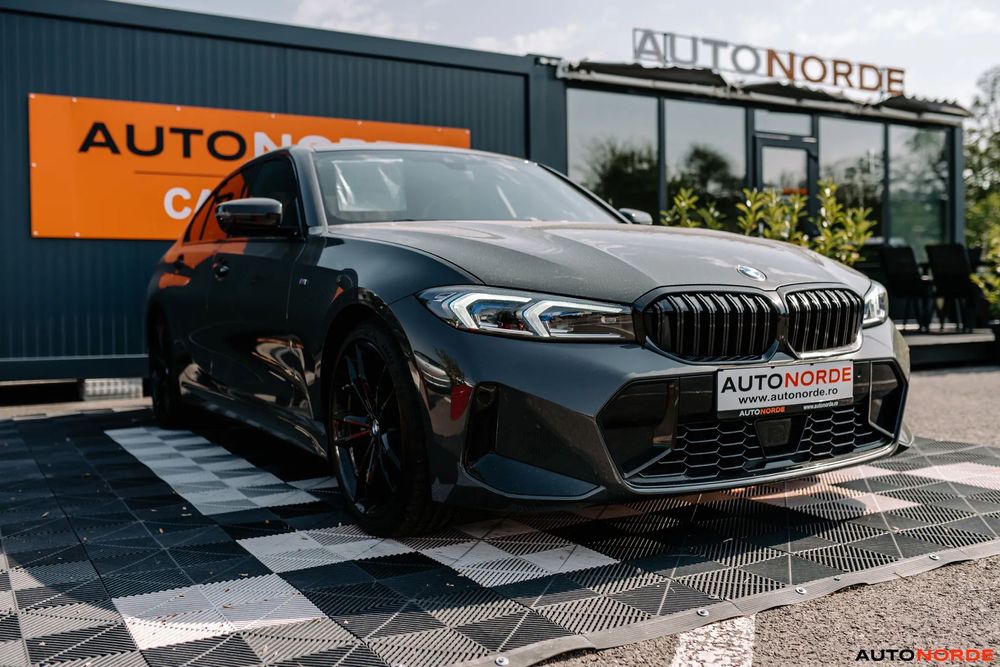 BMW Seria 3 BMW 320d xDrive 2023 model nou, tableta mare, pachet M,