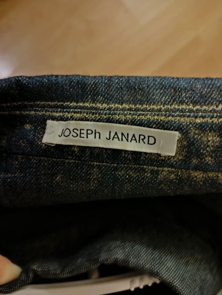 Пиджак джинсовый