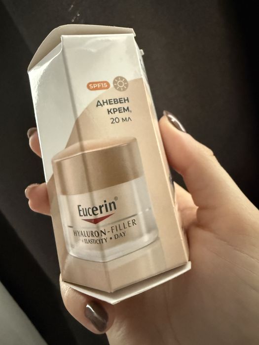 Eucerin Hyaluron-Filler + Elasticity