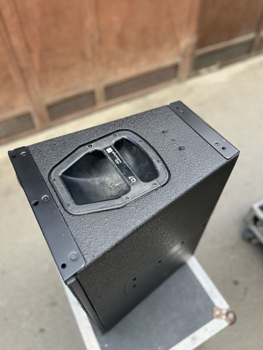 Vand boxe D&B Audiotechnik Q7