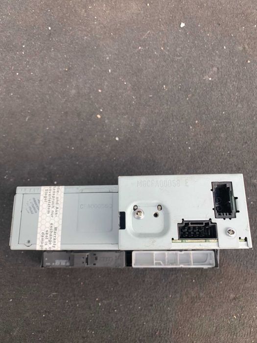 CD Чеинджър AUDI A4 A5 8T2035110C