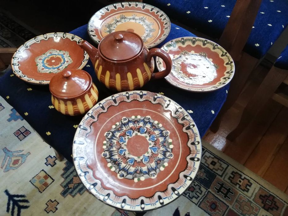 Глинени троянски комплект